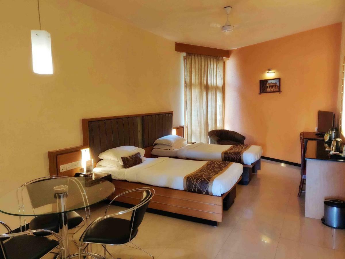 Malligi,Hampi Hospet Zewnętrze zdjęcie